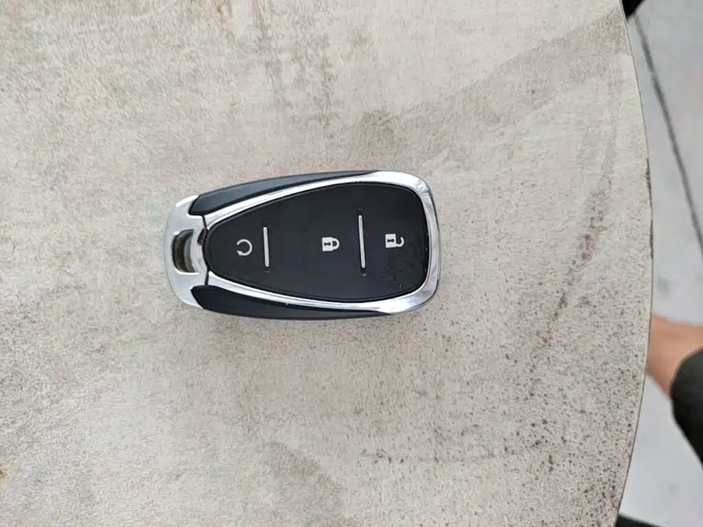 Chevrolet Menlo — миниатюра 9