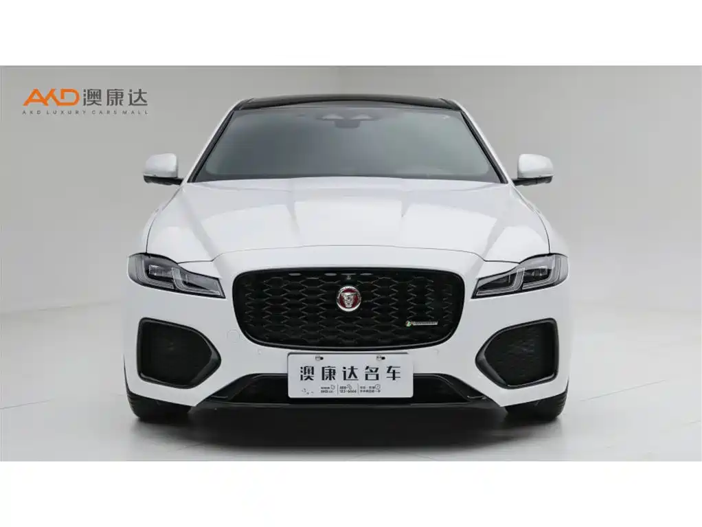 Jaguar XFL — миниатюра 2