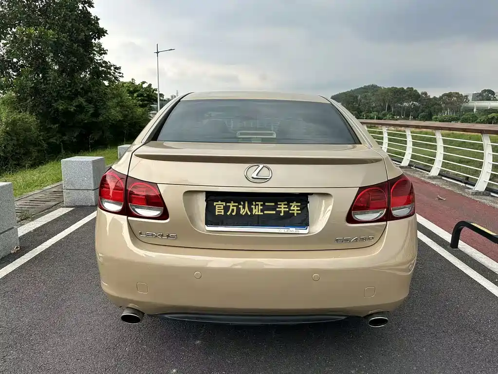 Lexus GS — миниатюра 2