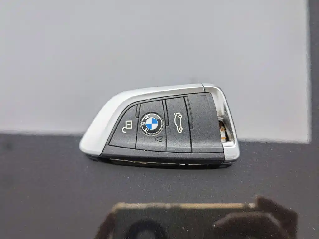 BMW X6 — миниатюра 19