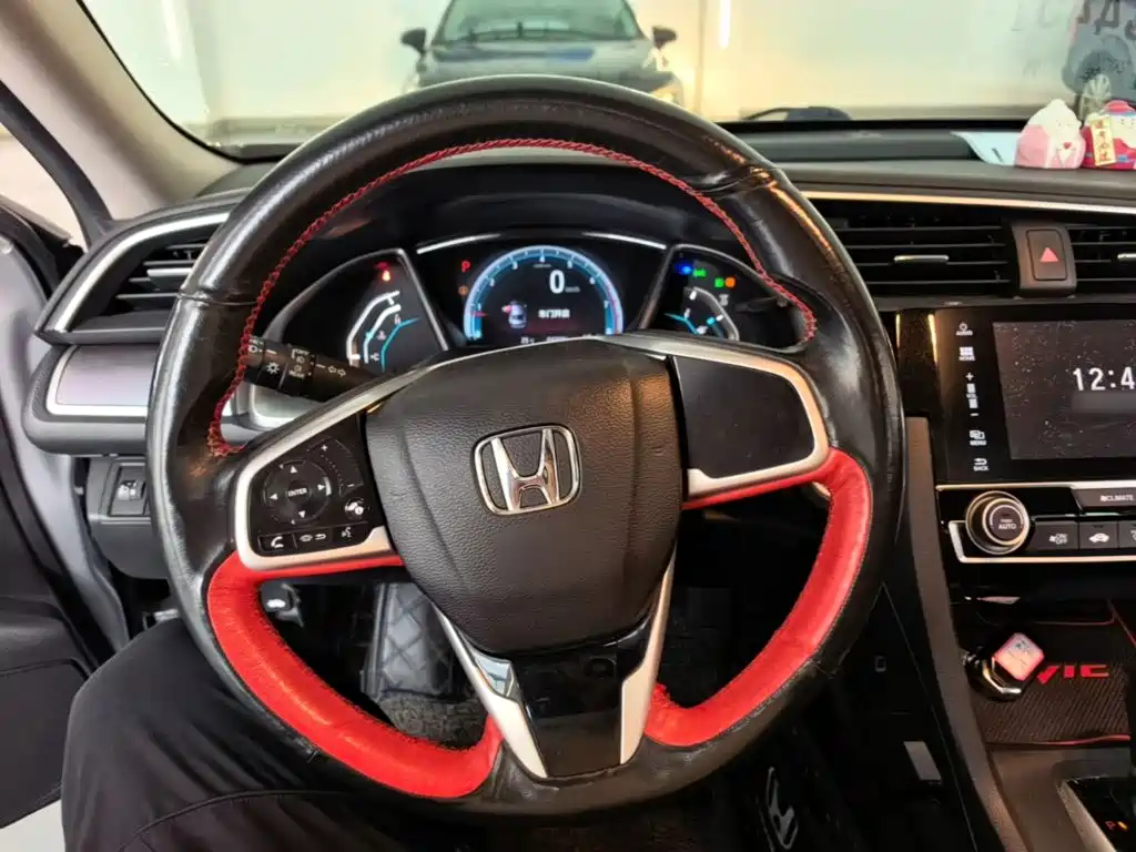 Honda Civic — миниатюра 11