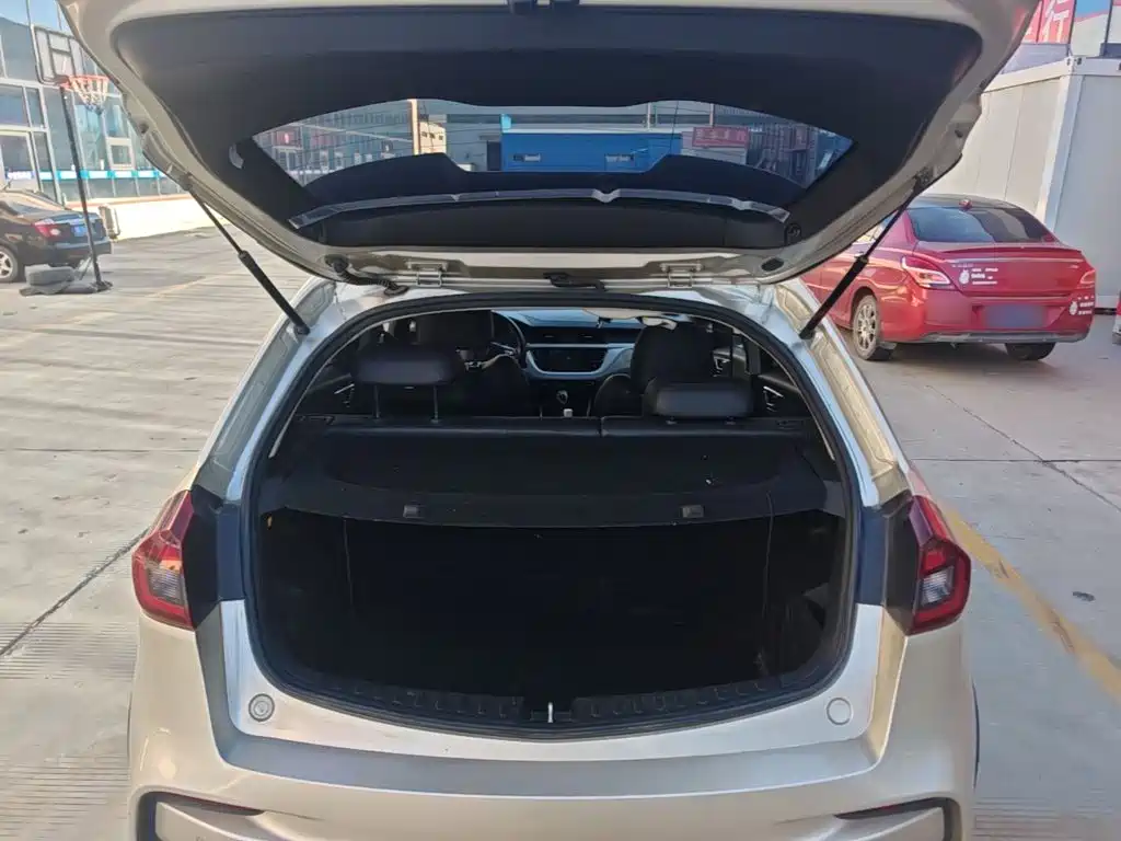 Geely Vision X3 — миниатюра 19