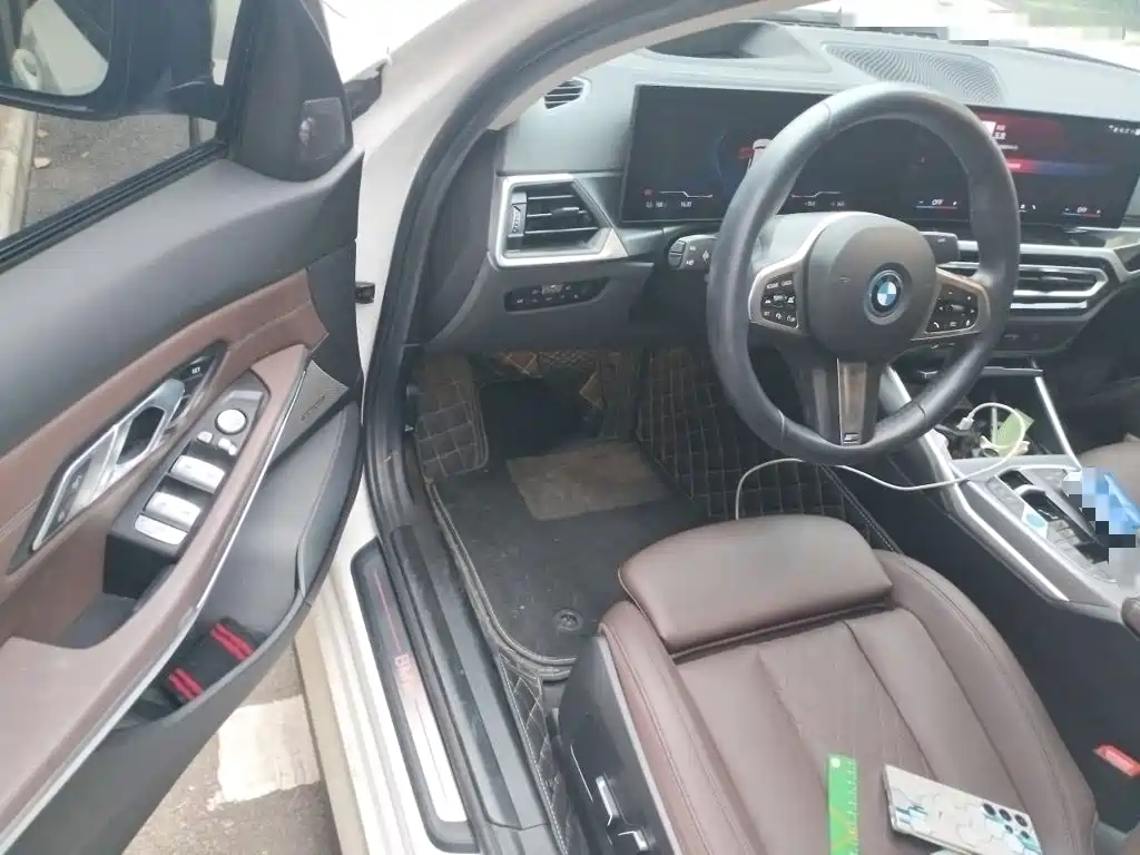 BMW i3 — миниатюра 14