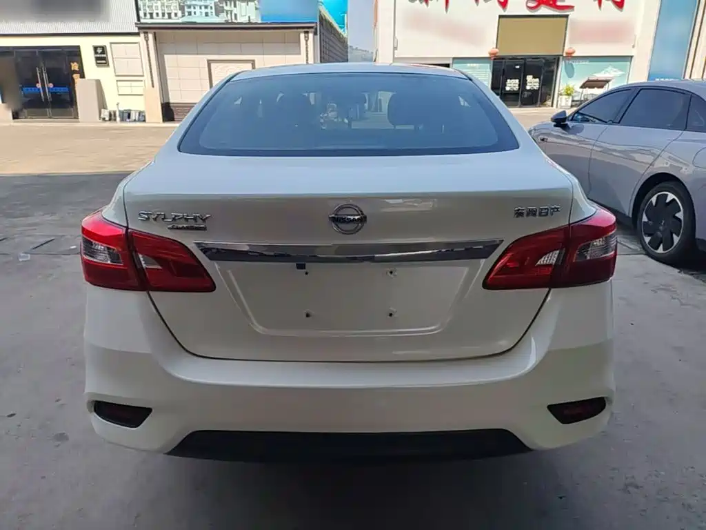 Nissan Sylphy — миниатюра 6