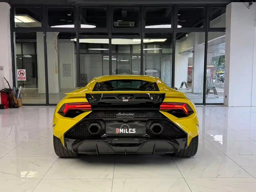 Lamborghini Huracán — миниатюра 7