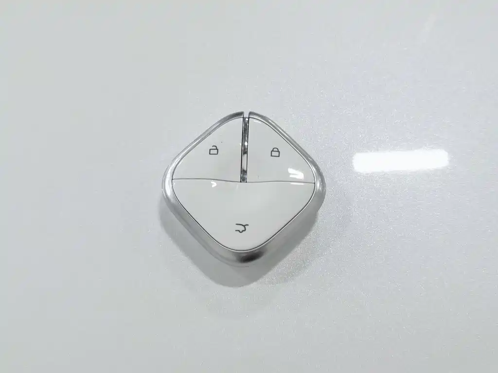 Baojun Yueye — миниатюра 19