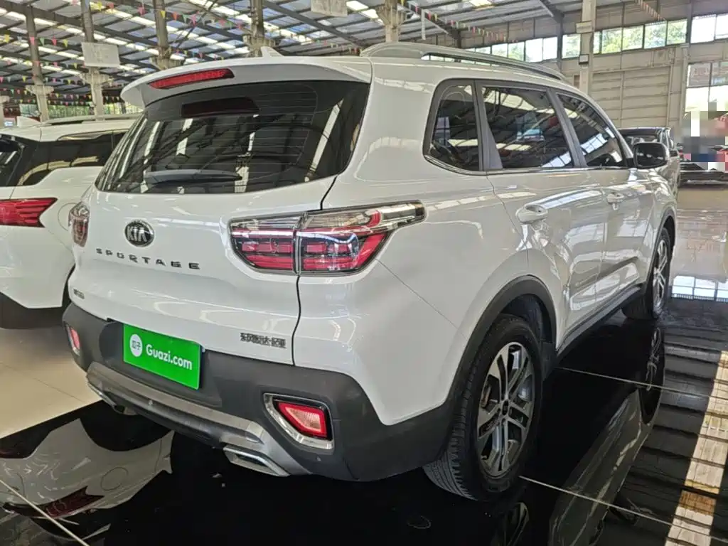 Kia Sportage — миниатюра 7