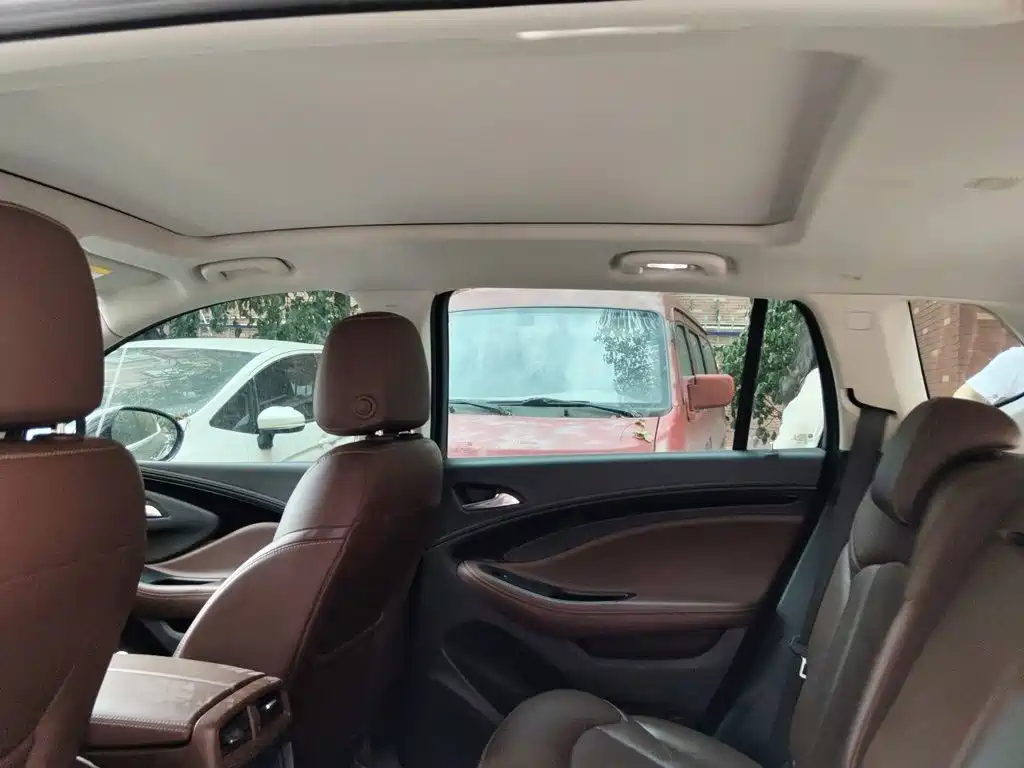 Buick Envision Plus — миниатюра 14