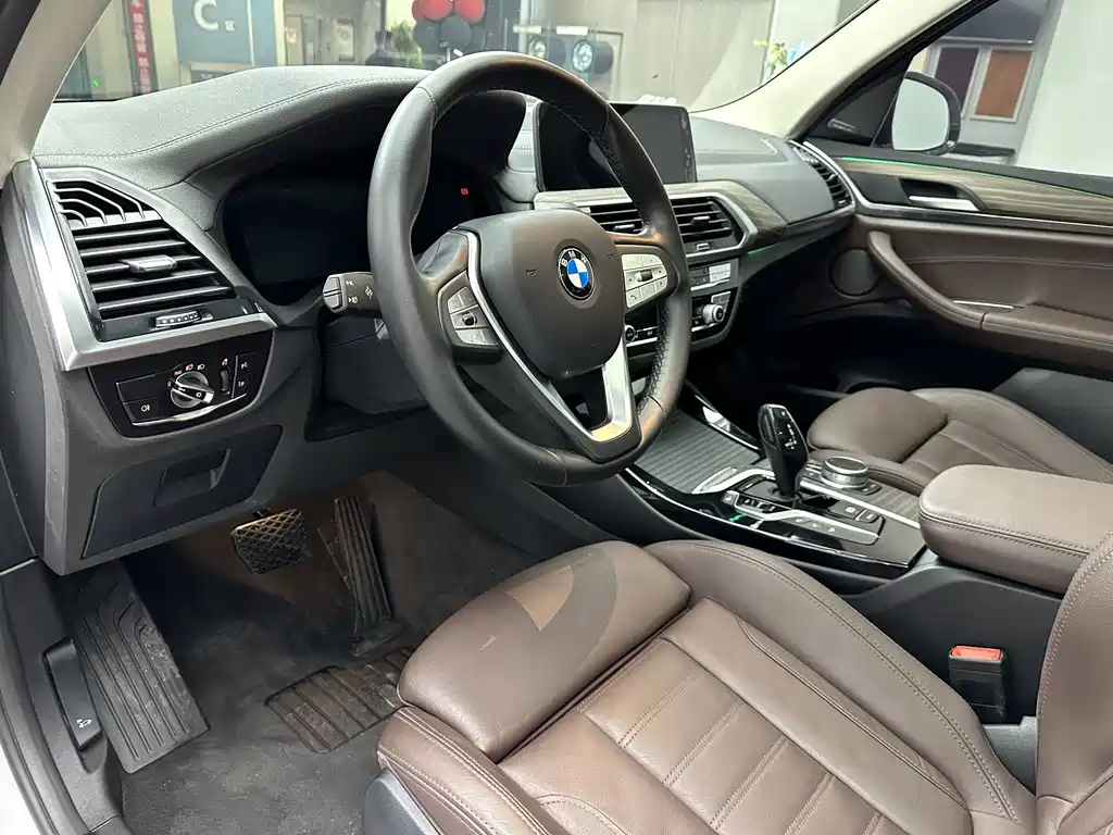 BMW X3 — миниатюра 12