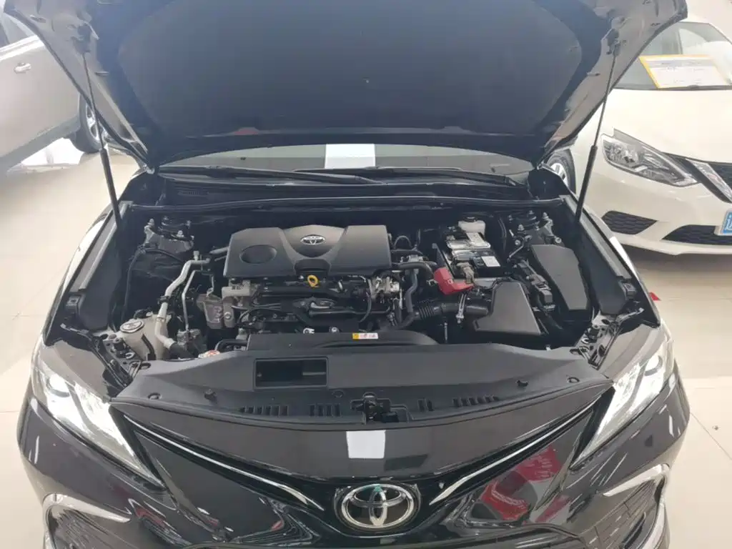 Toyota Camry — миниатюра 20