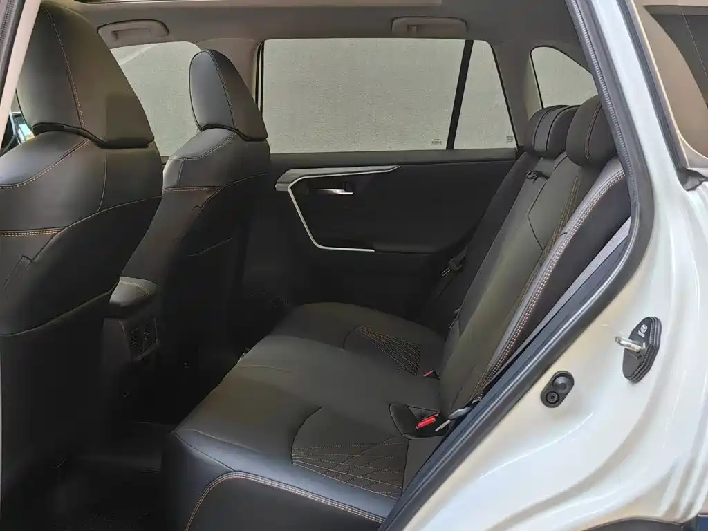 Volkswagen Magotan — миниатюра 4