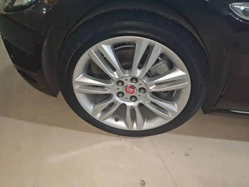 Jaguar XEL — миниатюра 23