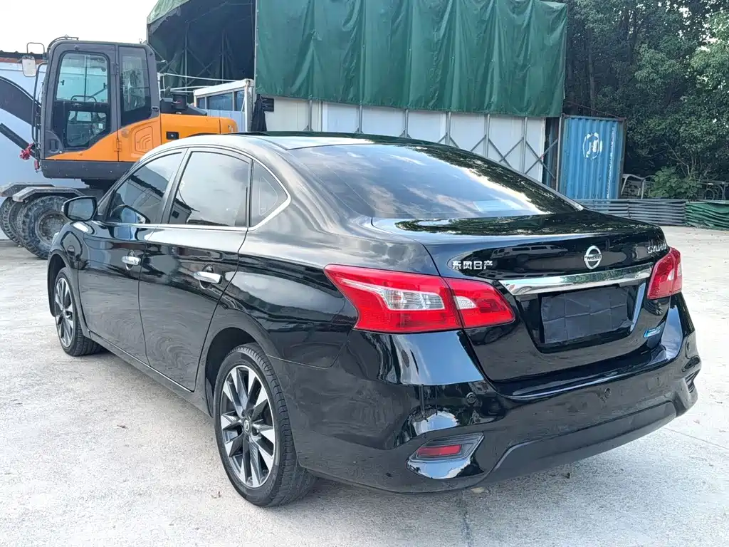 Nissan Sylphy — миниатюра 5