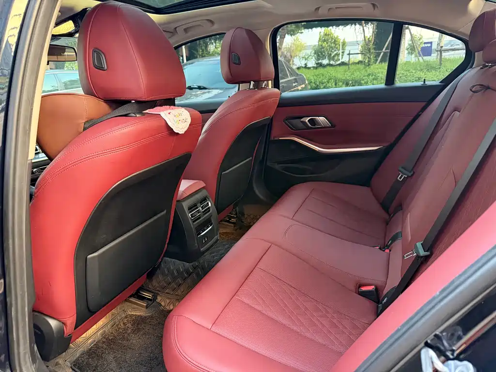 BMW 3 Series — миниатюра 4