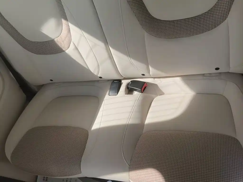 Wuling MINIEV — миниатюра 17