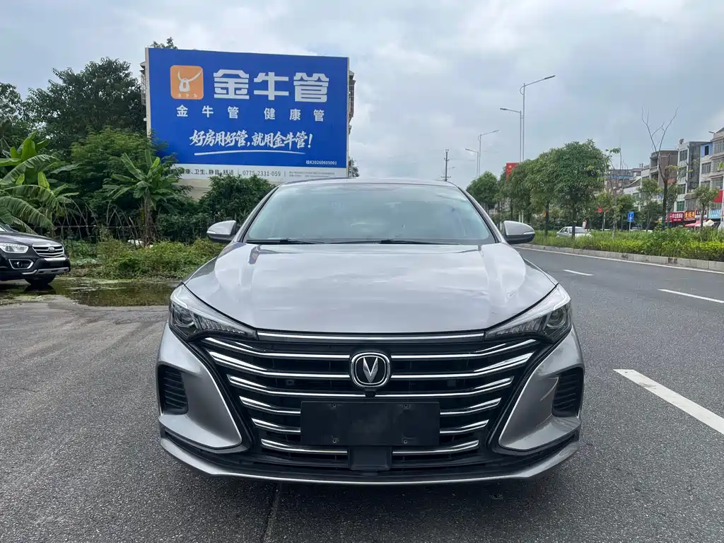 Changan Eado — миниатюра 2