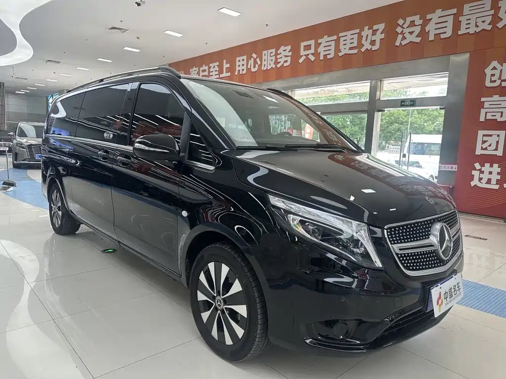 Mercedes-Benz Vito 2021 2.0T 7 мест