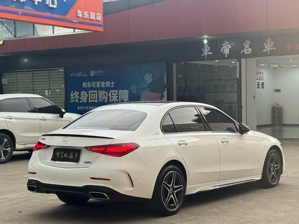 Mercedes-Benz C-Class — миниатюра 17