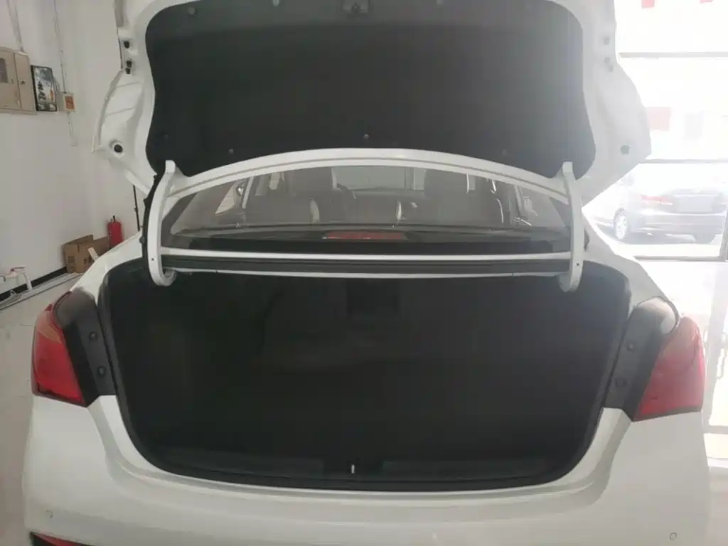 Hyundai Mistra — миниатюра 19