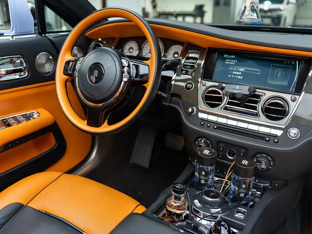 Rolls-Royce Dawn — миниатюра 24