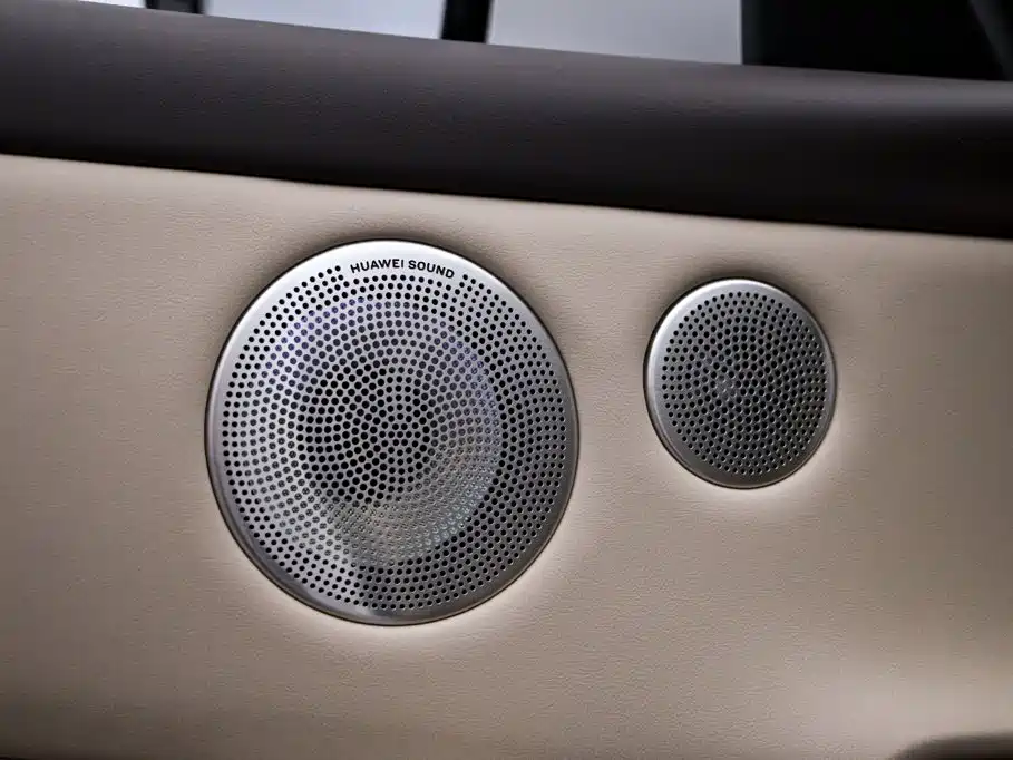 AITO AITO M6 — миниатюра 13