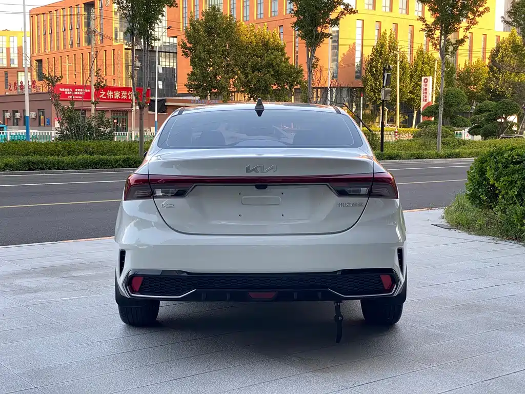 Kia K3 — миниатюра 8