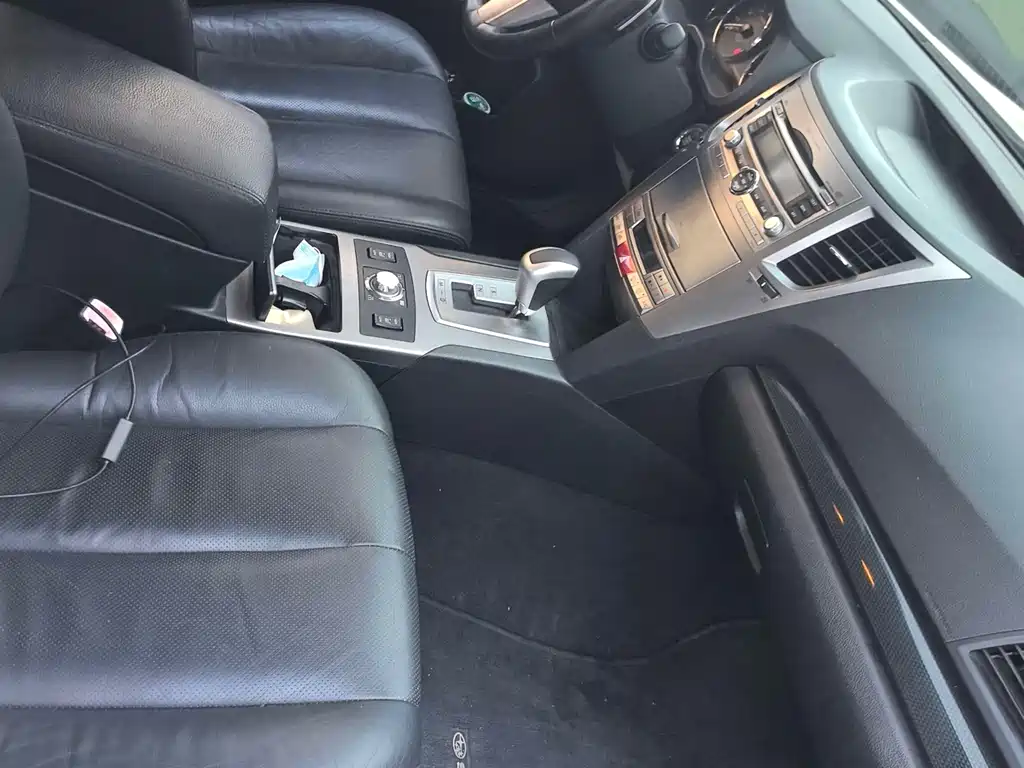 Subaru Legacy — миниатюра 6