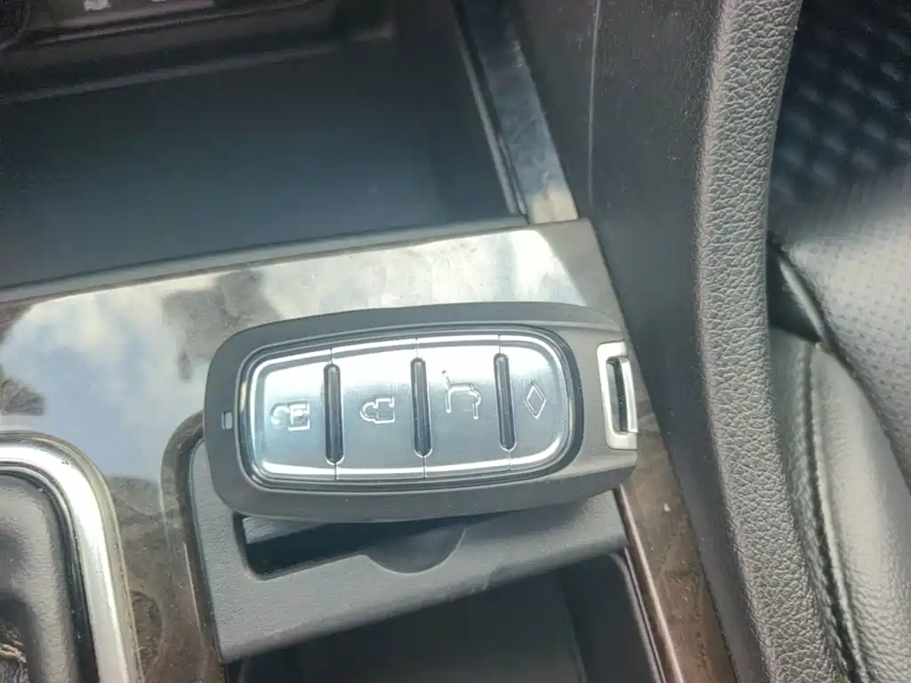 Kia K5 — миниатюра 9