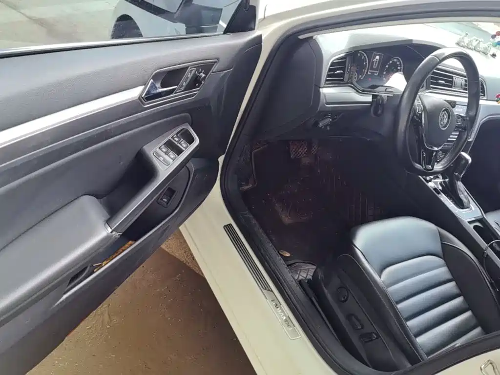 Volkswagen Lamando — миниатюра 16