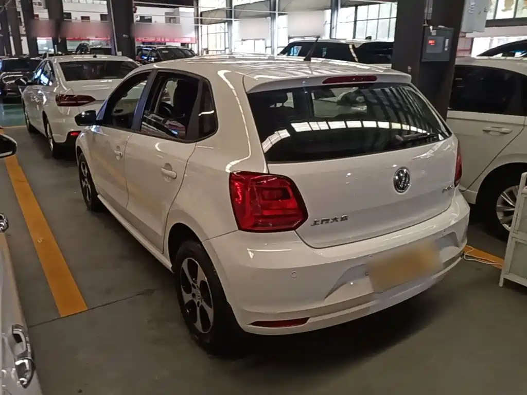 Volkswagen Polo — миниатюра 5