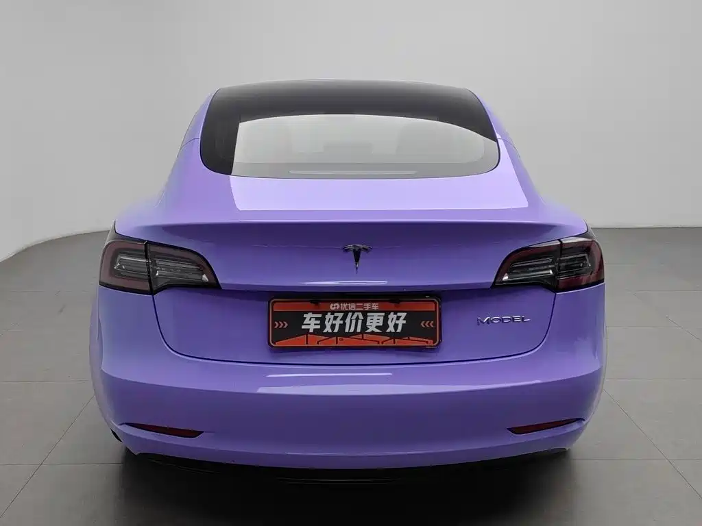 Tesla Model 3 — миниатюра 4