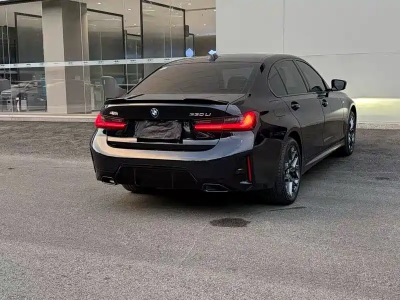 BMW 3 Series — миниатюра 6