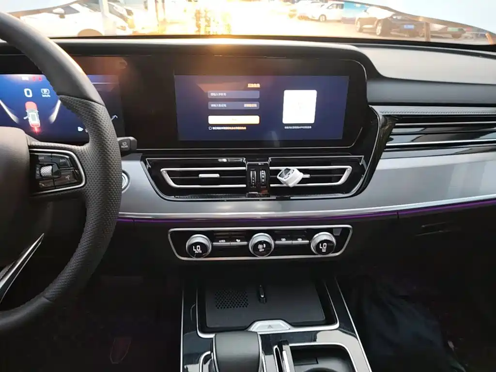 Hongqi Hongqi HS5 — миниатюра 13