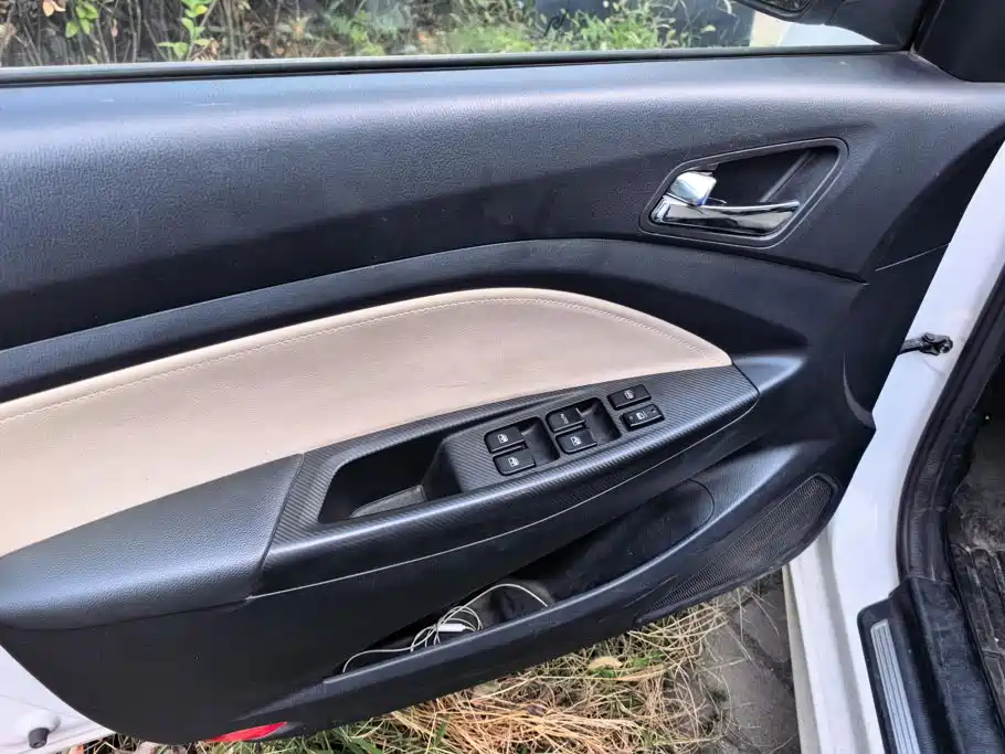 Changan V7 — миниатюра 7