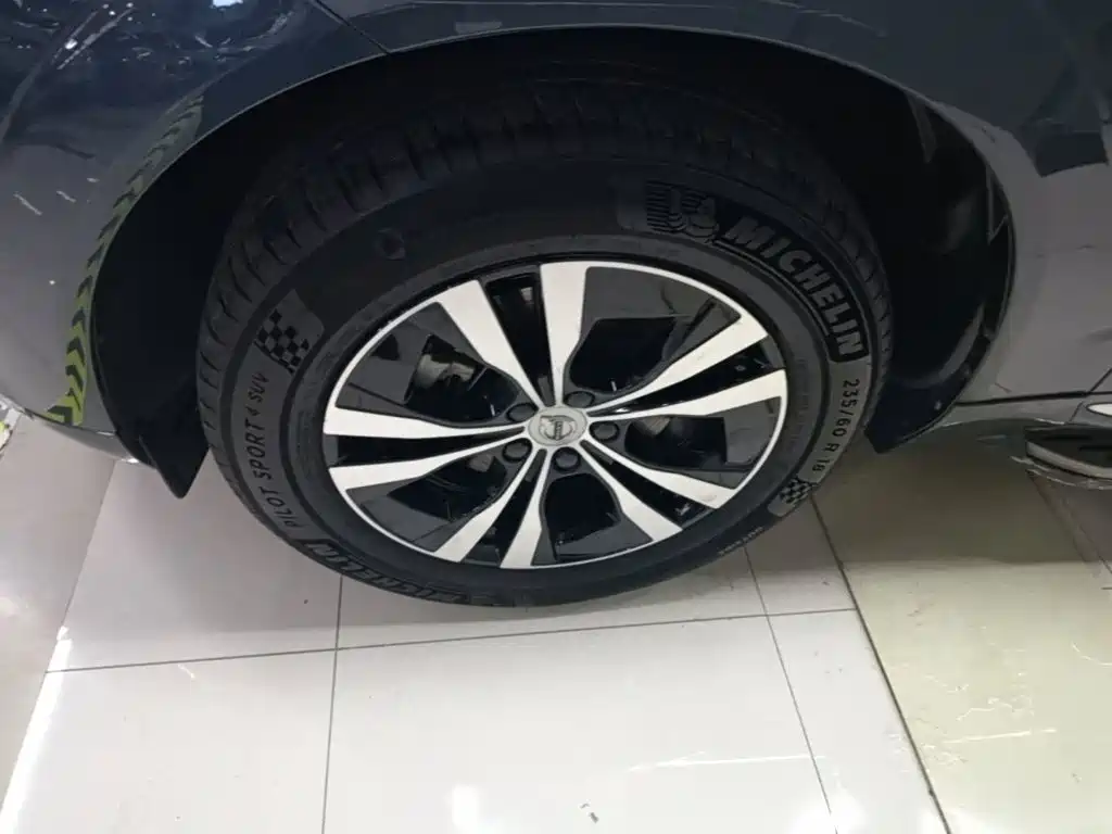 Volvo XC60 — миниатюра 23