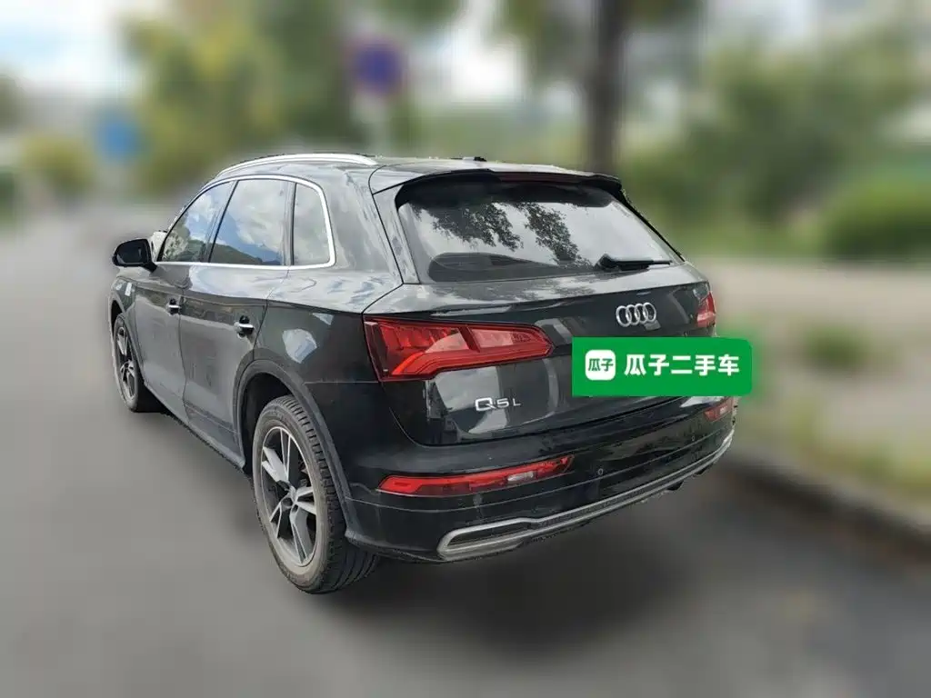Audi Q5L — миниатюра 4