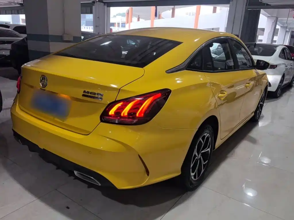 MG MG5 — миниатюра 7