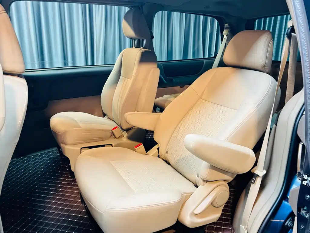 Buick GL8 2013 2.4L