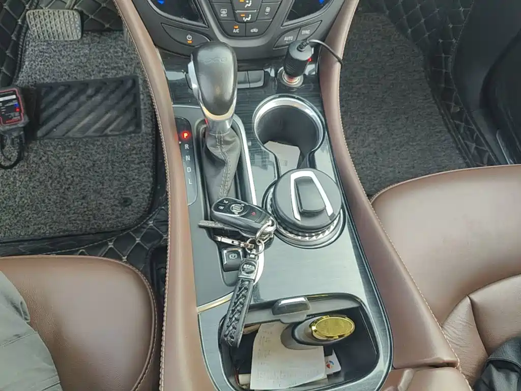 Buick Envision Plus — миниатюра 14