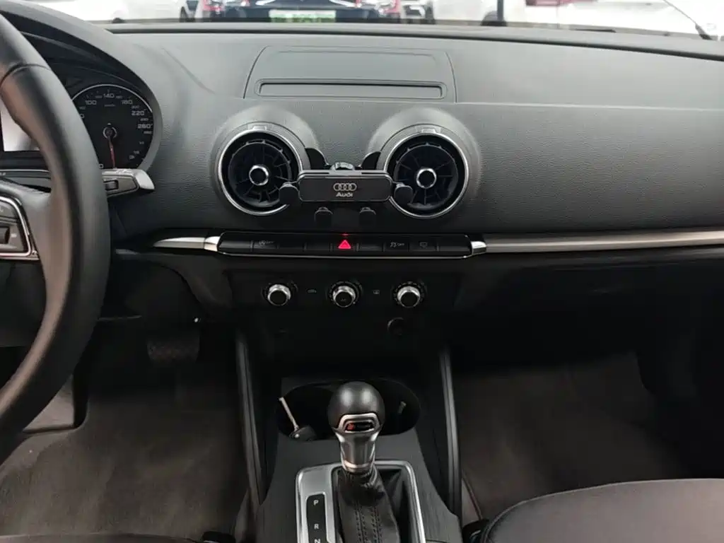 Audi A3 — миниатюра 13
