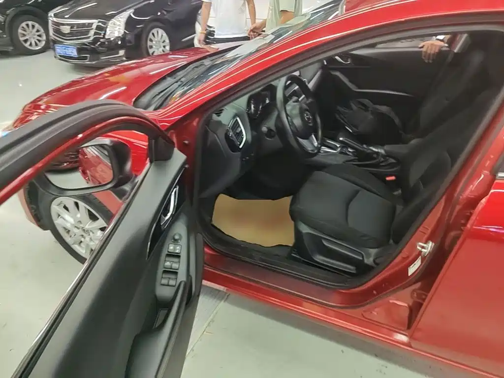 Mazda 3 Axela — миниатюра 16
