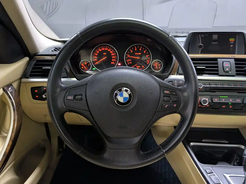 BMW 3 Series — миниатюра 7
