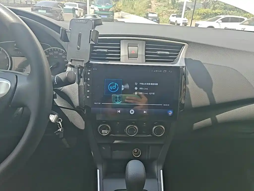 Nissan Sylphy — миниатюра 13