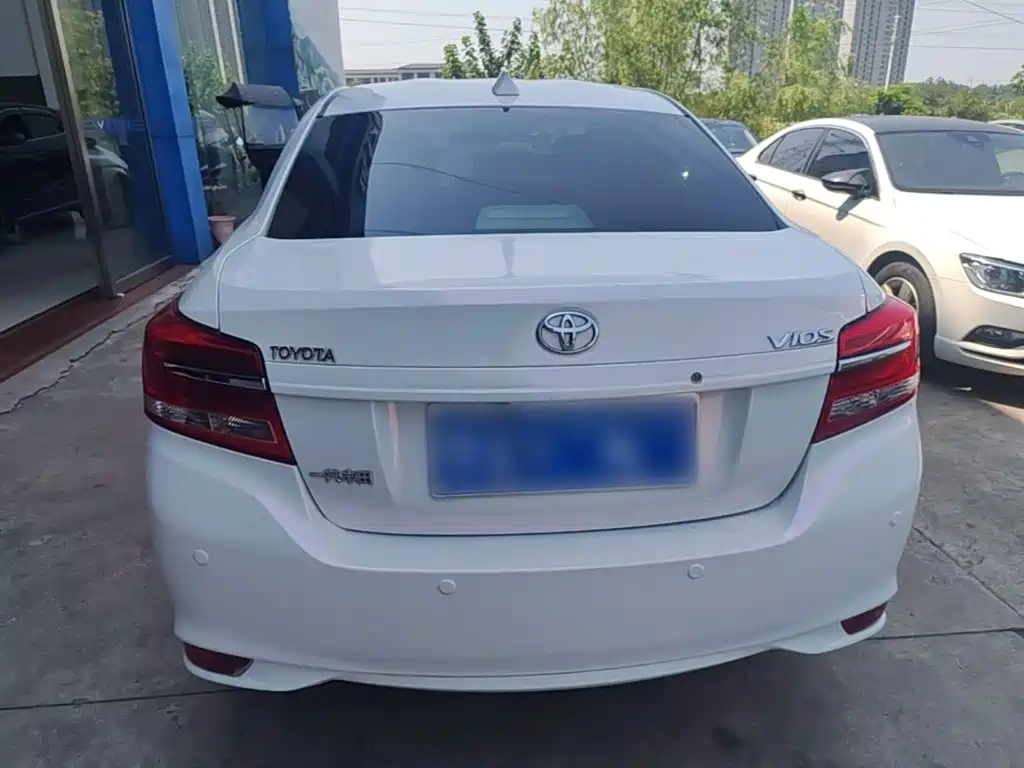 Toyota Vios — миниатюра 6
