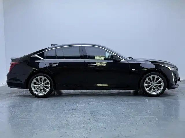 Cadillac CT5 — миниатюра 8