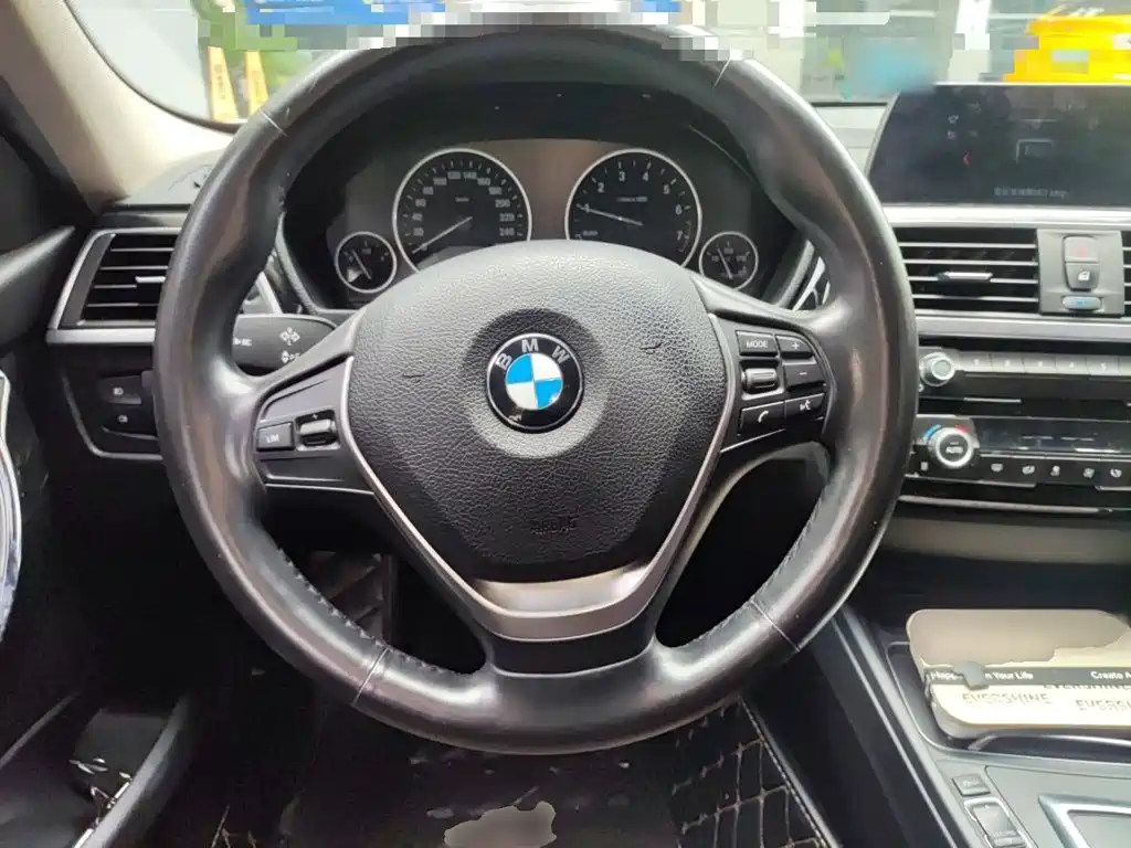 BMW 3 Series — миниатюра 11