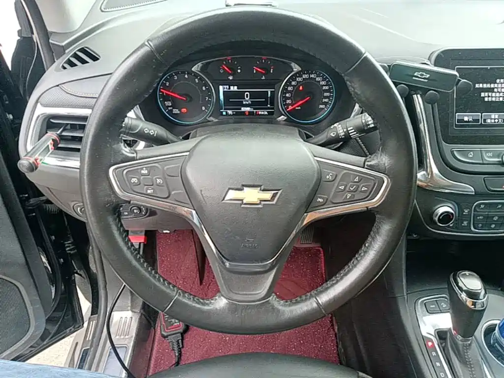 Chevrolet Equinox — миниатюра 11