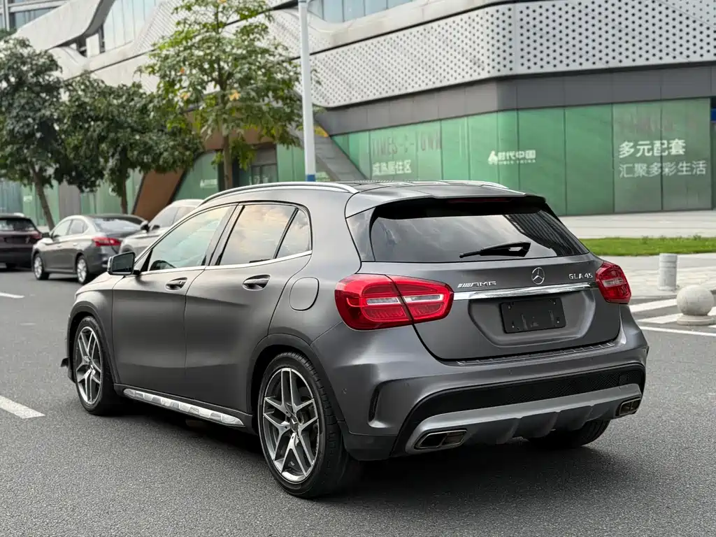 Mercedes-Benz GLA AMG — миниатюра 7