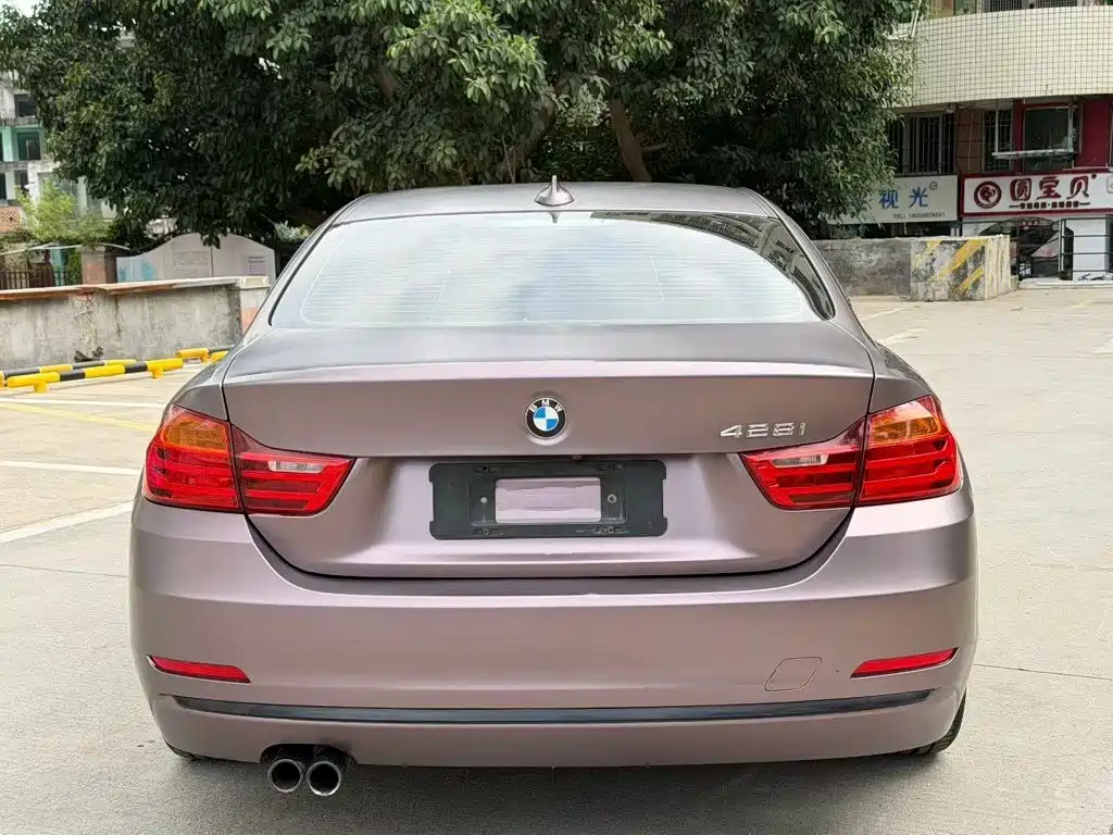 BMW 4 Series — миниатюра 4