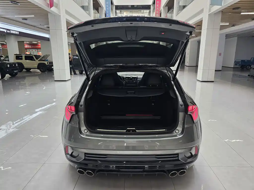 Lynk & Co 02 Hatchback — миниатюра 9